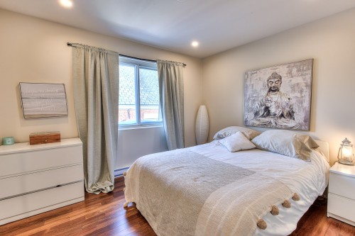 Master Bedroom - 609 Ch. De La Côte-Ste-Catherine, Montréal (Outremont), QC - Indoor Photo Showing Bedroom