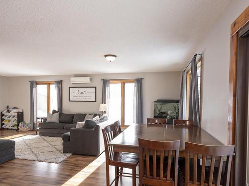 6636 Dawson Rd, Thunder Bay, ON - Indoor