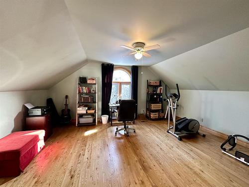 446 Carlton Road, Kenora, ON - Indoor