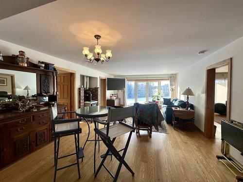 446 Carlton Road, Kenora, ON - Indoor