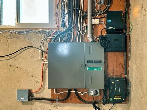 130 Pine Street, Thunder Bay, ON - Indoor Photo Showing Basement