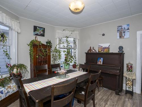 507 Van Norman Street, Thunder Bay, ON - Indoor Photo Showing Dining Room
