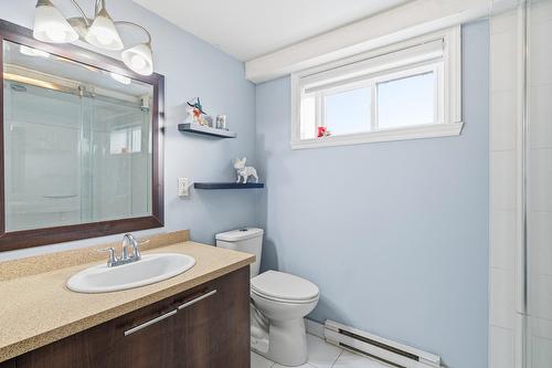 Salle de bains - 5615 Av. Raoul, Longueuil (Saint-Hubert), QC - Indoor Photo Showing Bathroom