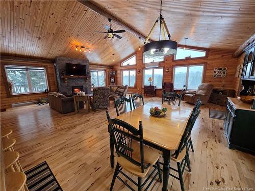 1492 Route 385, Oxbow, NB 