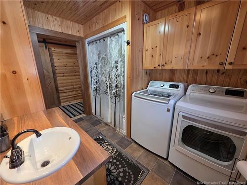 1492 Route 385, Oxbow, NB 