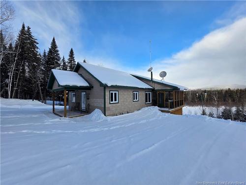 1492 Route 385, Oxbow, NB 