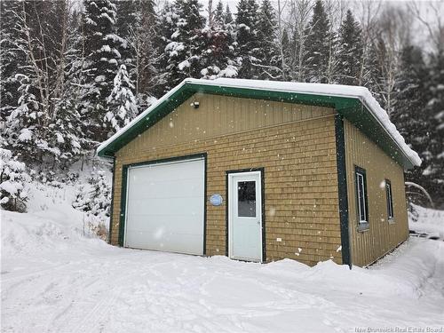 1492 Route 385, Oxbow, NB 