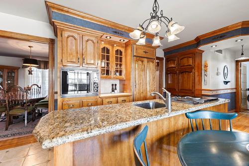 Kitchen - 315 Rue Boivin, Montréal (L'Île-Bizard/Sainte-Geneviève), QC - Indoor Photo Showing Kitchen