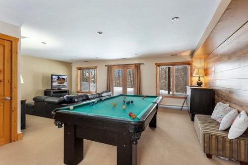 Salle familiale - 1193 Ch. Des Pionniers, Labelle, QC - Indoor Photo Showing Other Room