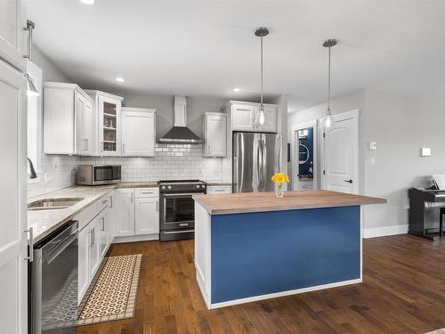 90 Essex Crescent, Charlottetown, PE 