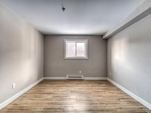 240 281 Windmill Road, Dartmouth, NS 