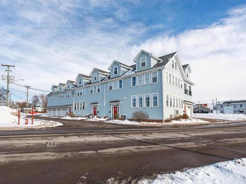 2 359 Water Street, Summerside, PE 