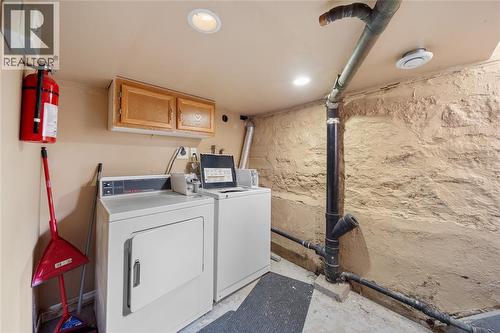 169 Christina Street South, Sarnia, ON 