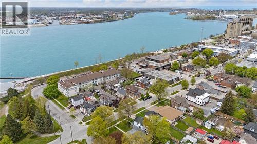 169 Christina Street South, Sarnia, ON 