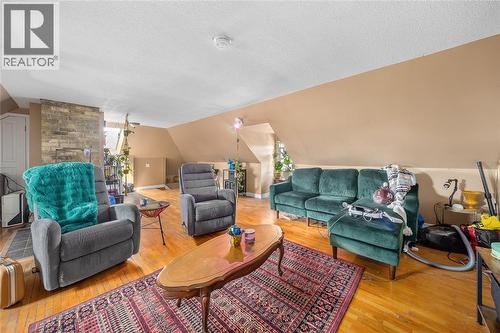 169 Christina Street South, Sarnia, ON 