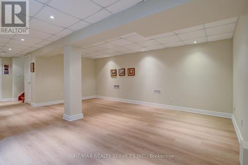 15 Claudette Gate, Hamilton, ON - Indoor