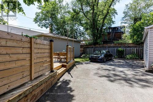 104 Garfield Avenue S, Hamilton, ON - Outdoor