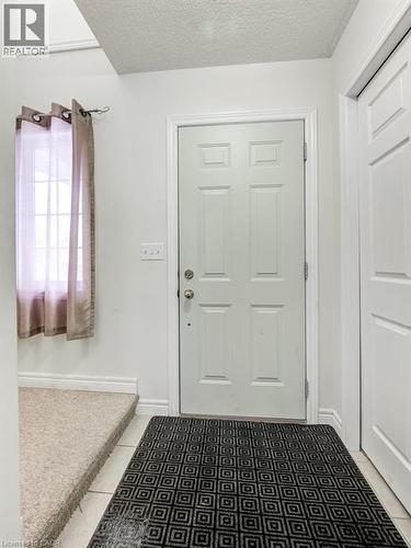 711 Southwood Way, Woodstock, ON - Indoor Photo Showing Other Room