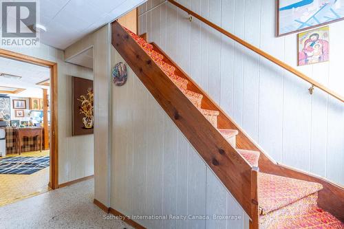 19 62Nd Street S, Wasaga Beach, ON - Indoor Photo Showing Other Room