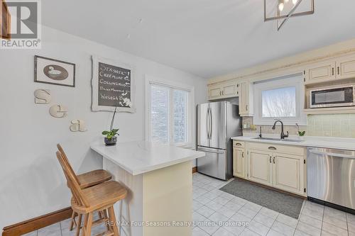 Main Floor - Kitchen - 3 Sydenham Trail E, Clearview, ON - Indoor Photo Showing Kitchen