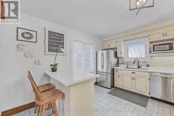 Main Floor - Kitchen - 