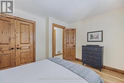 Suite - Main Floor - Bedroom - 