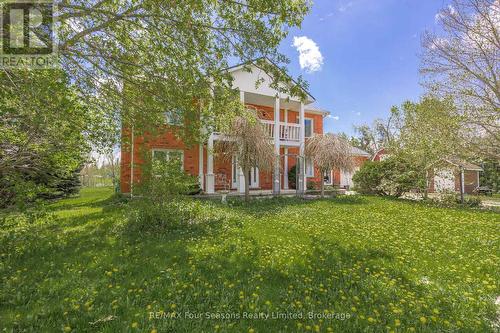 3 Sydenham Trail E, Clearview, ON - Outdoor