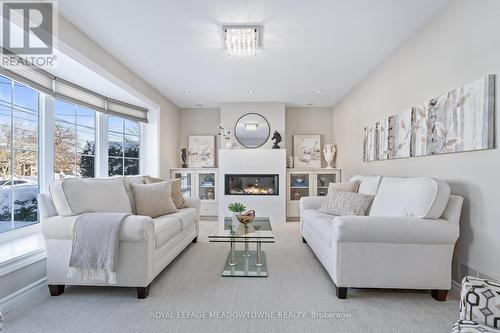 29 Stockman Crescent, Halton Hills, ON - Indoor Photo Showing Living Room With Fireplace