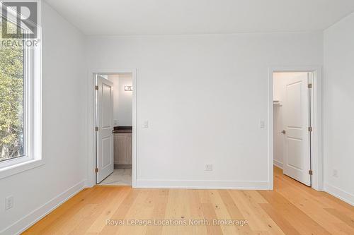 60 52Nd Street S, Wasaga Beach, ON - Indoor Photo Showing Other Room
