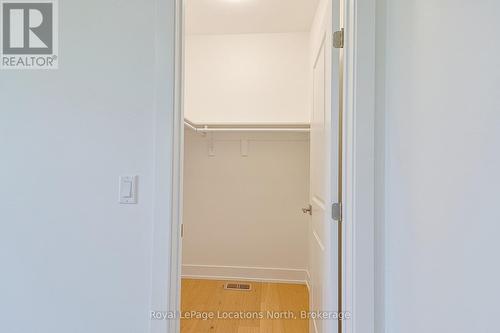 60 52Nd Street S, Wasaga Beach, ON - 