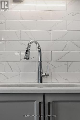 12 Otonabee Street, Belleville (Thurlow Ward), ON - 