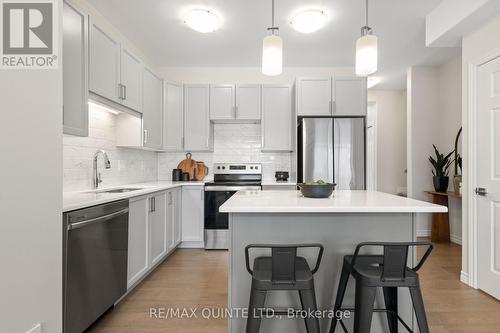 12 Otonabee Street, Belleville (Thurlow Ward), ON - Indoor Photo Showing Kitchen With Stainless Steel Kitchen With Upgraded Kitchen
