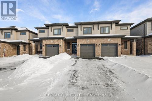 12 Otonabee Street, Belleville (Thurlow Ward), ON - Outdoor With Facade