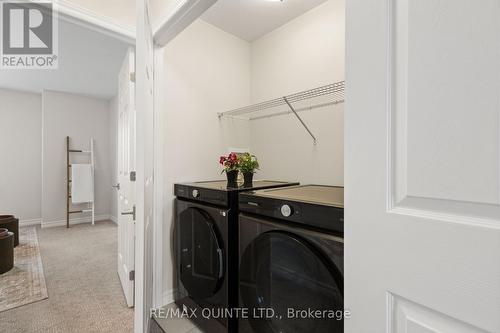 12 Otonabee Street, Belleville (Thurlow Ward), ON - Indoor Photo Showing Laundry Room