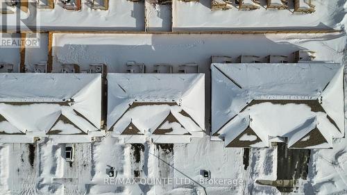 12 Otonabee Street, Belleville (Thurlow Ward), ON - 