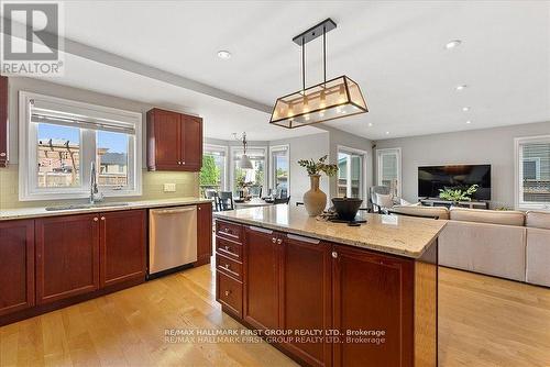 73 Springdale Drive, Kawartha Lakes (Lindsay), ON - Indoor Photo Showing Kitchen