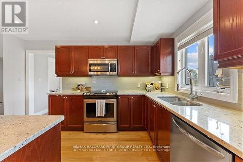 73 Springdale Drive, Kawartha Lakes (Lindsay), ON - Indoor Photo Showing Kitchen With Double Sink With Upgraded Kitchen