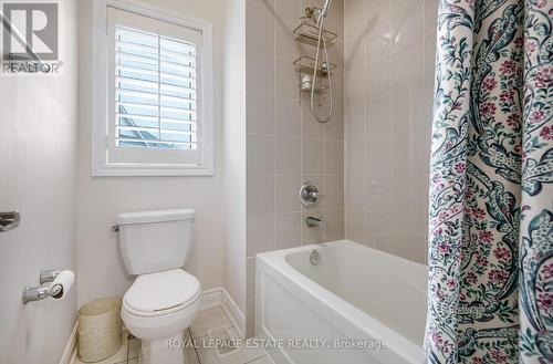 29 Provost Trail, Brampton, ON - Indoor Photo Showing Bathroom