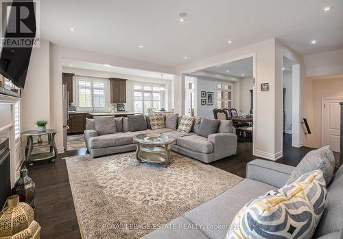 29 Provost Trail, Brampton, ON - Indoor Photo Showing Living Room