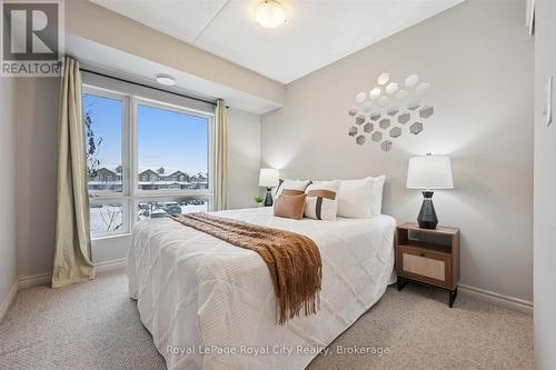 212 - 103 Westminster Crescent, Centre Wellington (Fergus), ON - Indoor Photo Showing Bedroom
