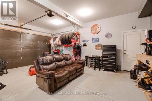 4008 Edward Street, Petrolia, ON - Indoor Photo Showing Garage