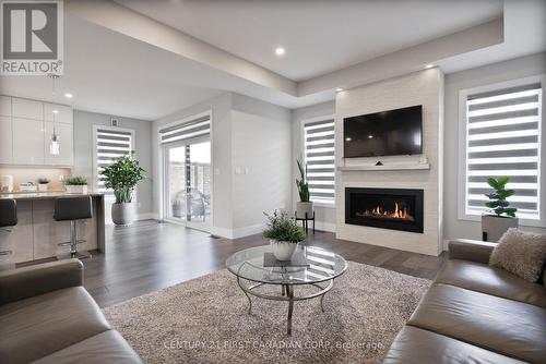 16 Foxborough Place, Thames Centre (Thorndale), ON - Indoor Photo Showing Living Room With Fireplace
