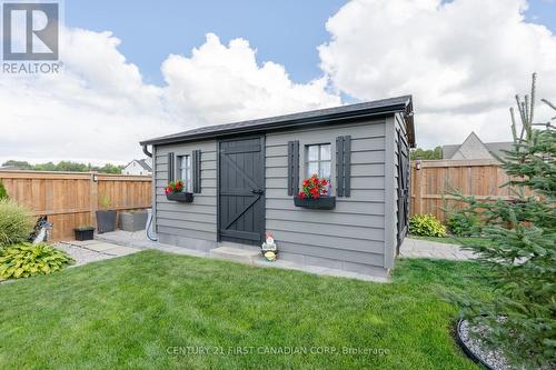 16 Foxborough Place, Thames Centre (Thorndale), ON - Outdoor