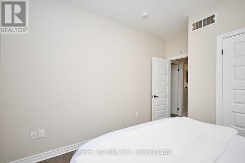 5 Cinnamon Street, Thorold (Rolling Meadows), ON - Indoor Photo Showing Bedroom