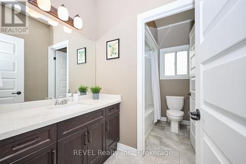 5 Cinnamon Street, Thorold (Rolling Meadows), ON - Indoor Photo Showing Bathroom