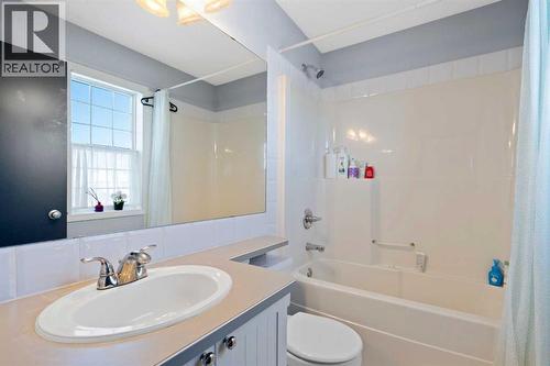 393 Tuscany Valley View Nw, Calgary, AB - Indoor Photo Showing Bathroom
