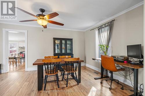 487 Clarence Street, North Dundas, ON - Indoor Photo Showing Dining Room