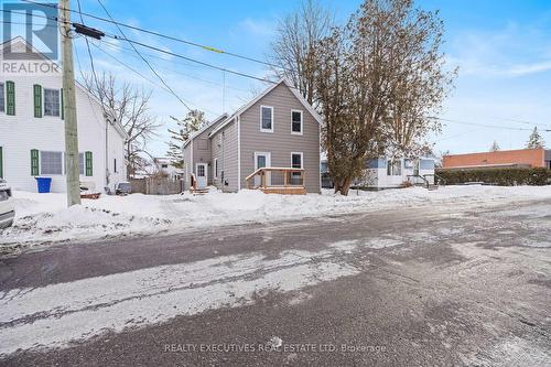 487 Clarence Street, North Dundas, ON - Outdoor