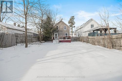 487 Clarence Street, North Dundas, ON - Outdoor