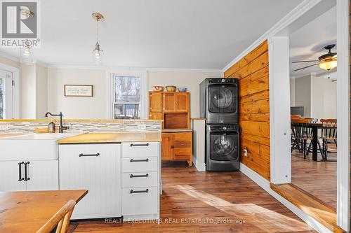487 Clarence Street, North Dundas, ON - Indoor Photo Showing Kitchen